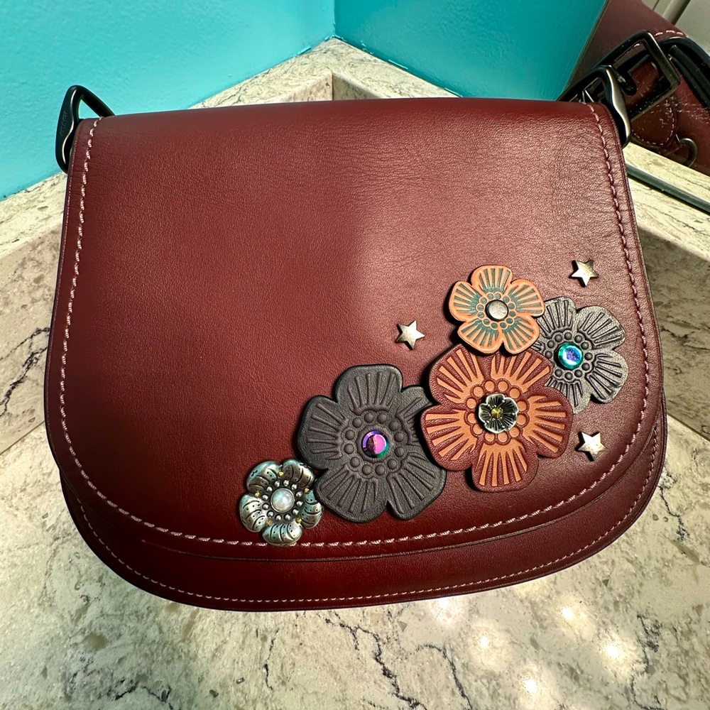 Coach 1941 Saddle 23